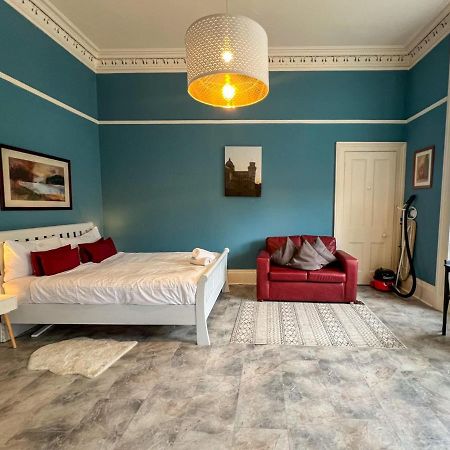Cozy Studio Apartment Of Glasgows West End Exterior photo